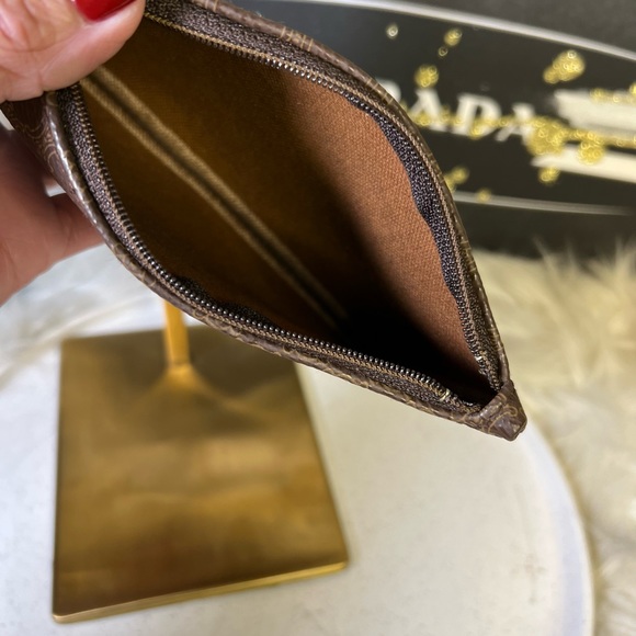 Excellent Preloved Celine Pouch/wristlet for w/ unbranded gold chain and charms. - Picture 7 of 10